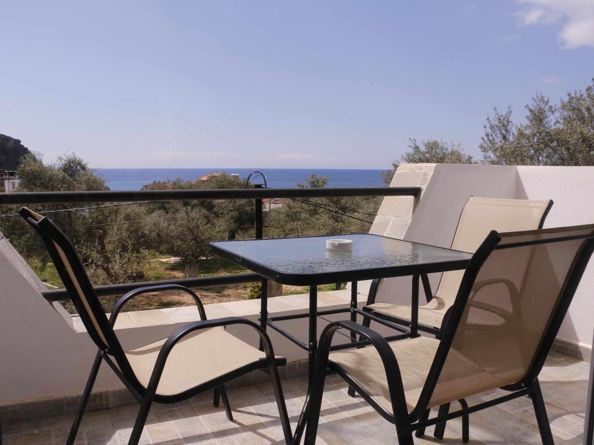 Velco Bb Himara Bed & Breakfast Ngoại thất bức ảnh